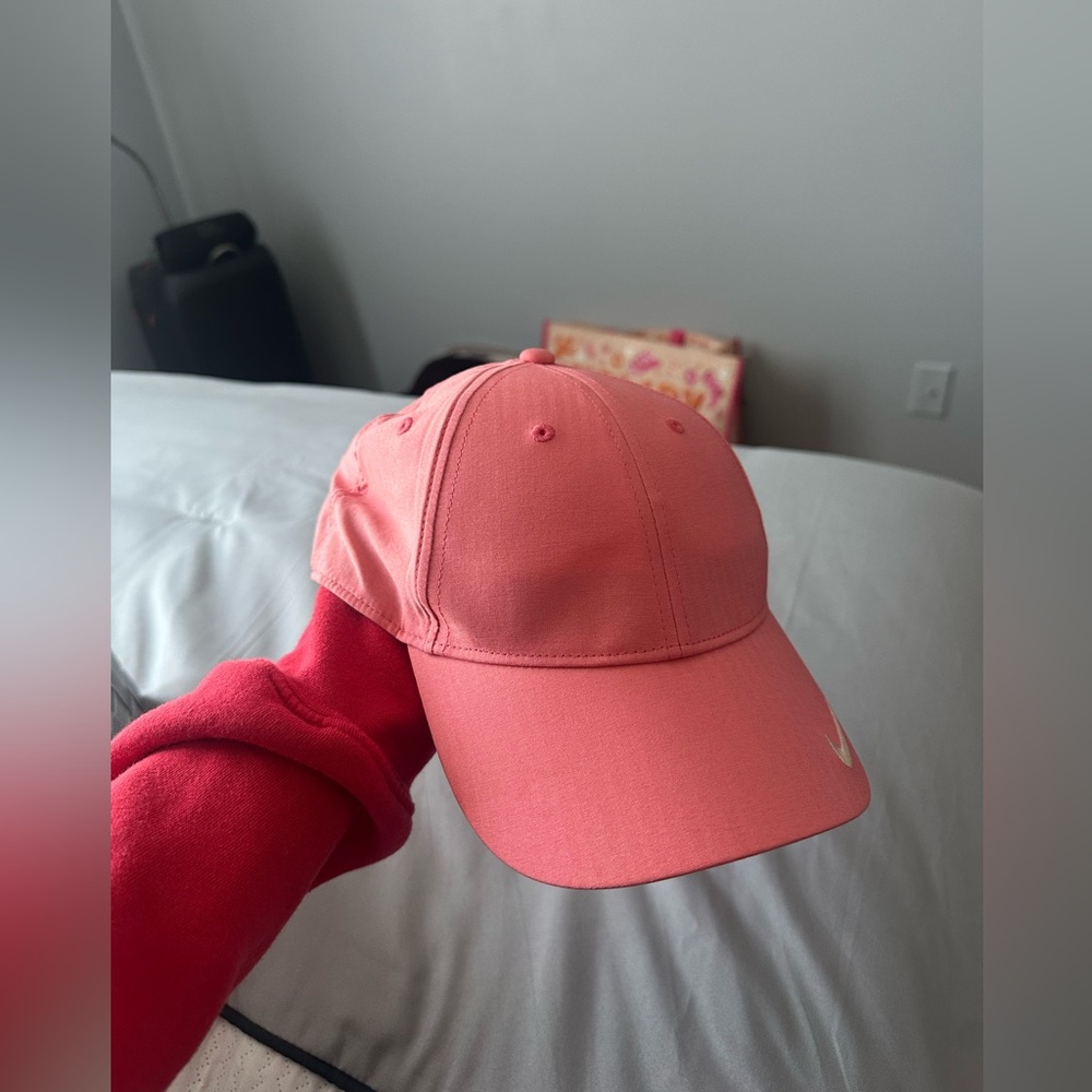 Pink Nike dryfit hat never worn - Picture 8 of 8